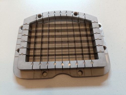 0 103-52-00 Kockázó betét  (10x10mm)