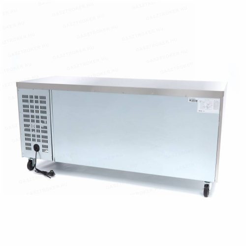Hűtött munkaasztal kompakt kivitelben 3 ajtó 465L Rm.