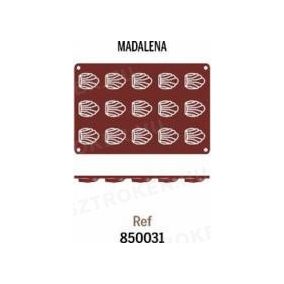 P850.031 15 részes szilikon forma madeleine alak