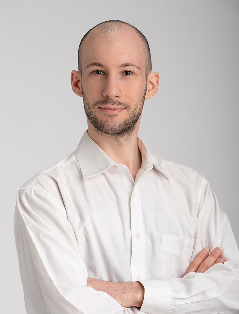 PÉTER BENDEGÚZ